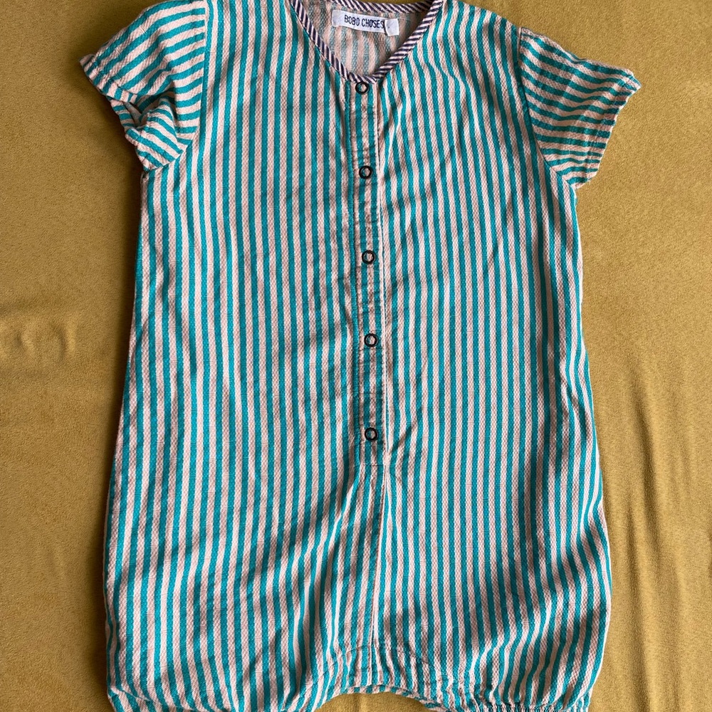 bobo choses 18-24m green striped bubble romper 
Great condition!